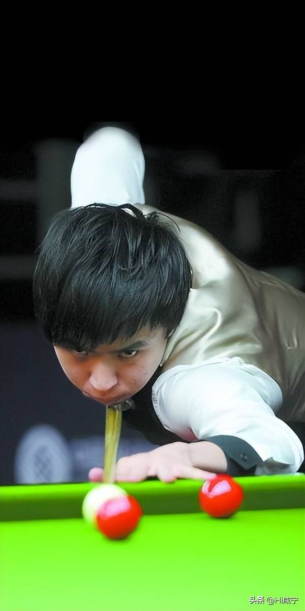 赛场上胜任 赛场上胜任