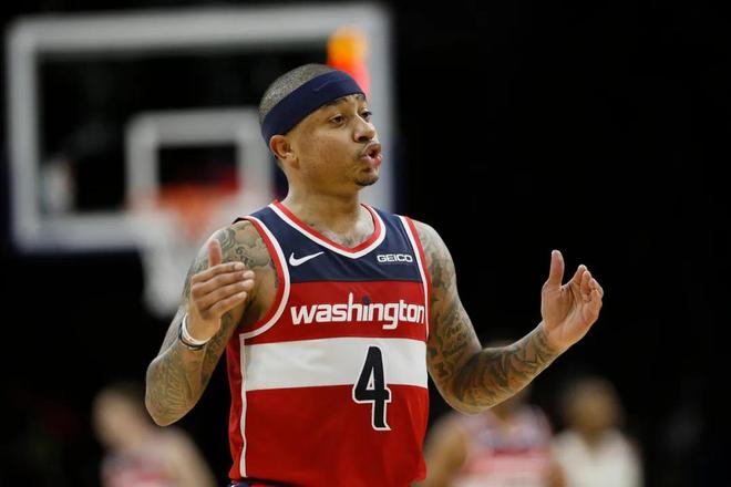 西蒙斯享受 西蒙斯享受