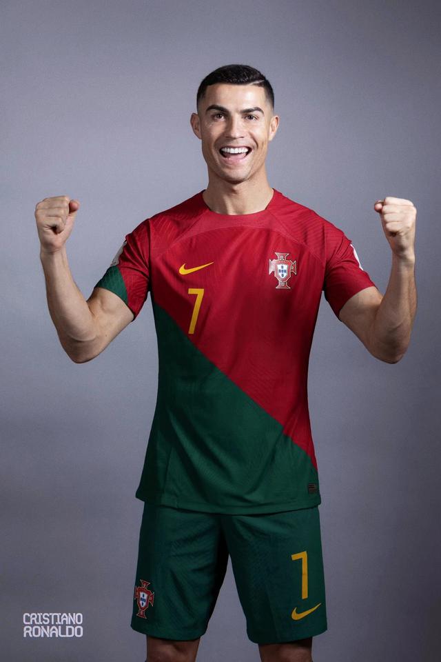 动表演向世 动表演向世