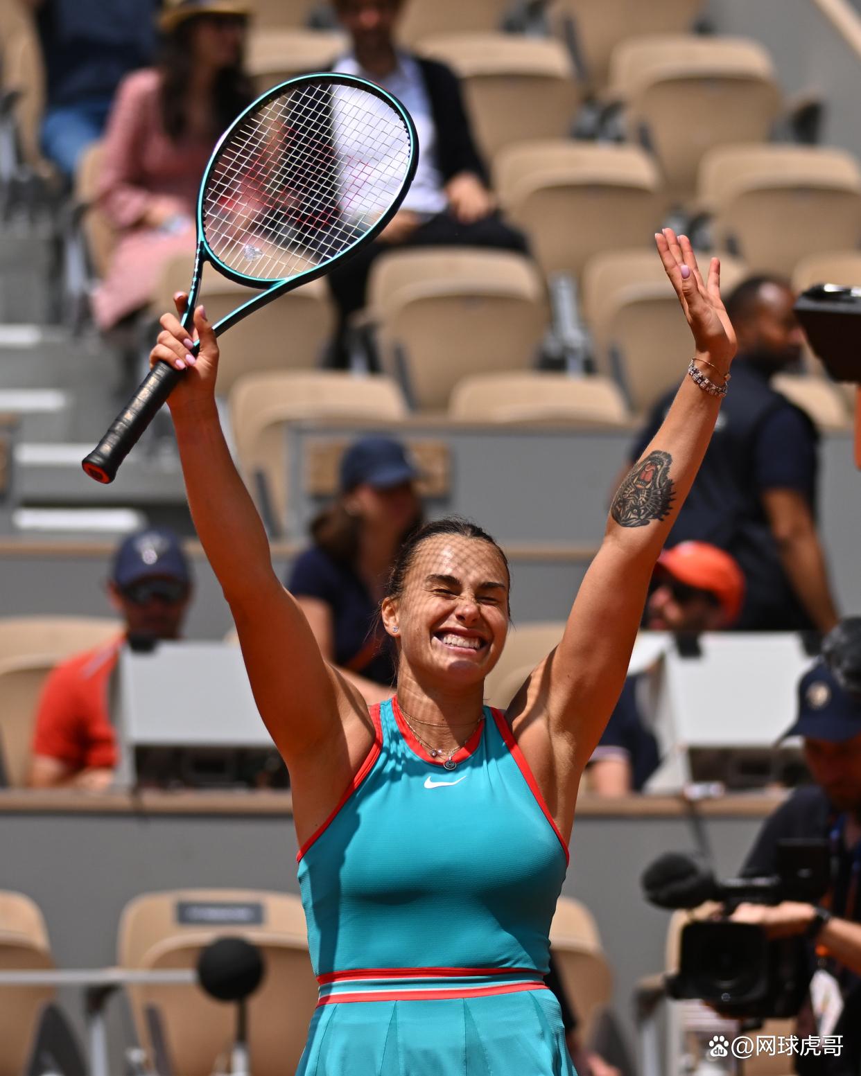 明左腳射門 明左腳射門